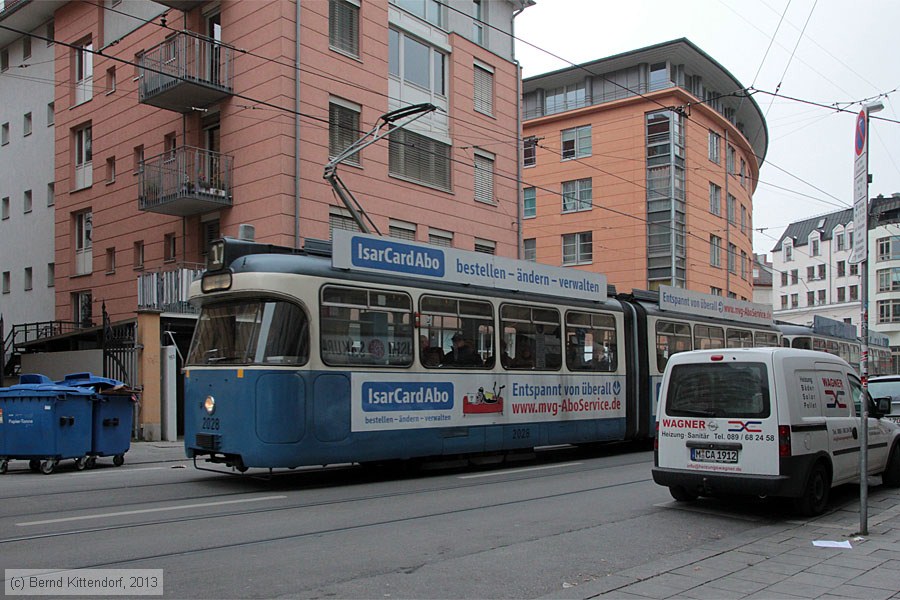 München - Straßenbahn - 2028
/ Bild: muenchen2028_bk1311280064.jpg München - Straßenbahn - 2028
/ Bild: muenchen2028_bk1311280064.jpg