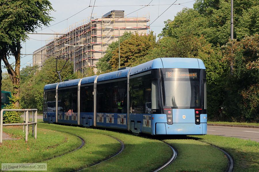 München - Straßenbahn - 2302
/ Bild: muenchen2302_bk2308180005.jpg