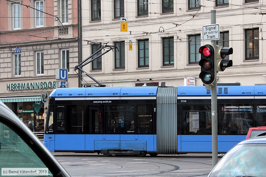 München - Straßenbahn - 2318
/ Bild: muenchen2318_bk1311260076.jpg