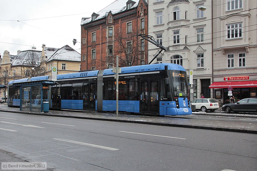 München - Straßenbahn - 2319
/ Bild: muenchen2319_bk1311260068.jpg