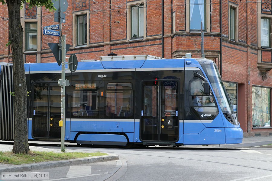 M&uuml;nchen - Stra&szlig;enbahn - 2504
/ Bild: muenchen2504_bk1906160069.jpg