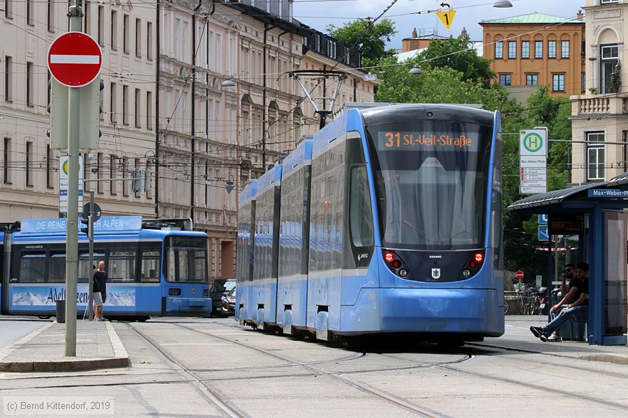 München - Straßenbahn - 2504
/ Bild: muenchen2504_bk1906160072.jpg München - Straßenbahn - 2504
/ Bild: muenchen2504_bk1906160072.jpg