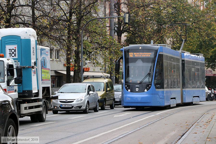 München - Straßenbahn - 2702
/ Bild: muenchen2702_bk1910220043.jpg