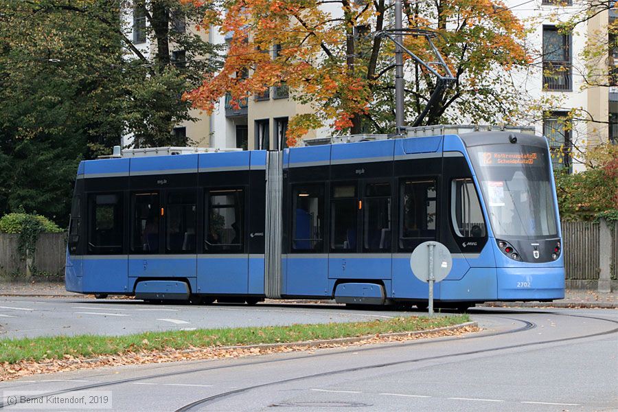 München - Straßenbahn - 2702
/ Bild: muenchen2702_bk1910220050.jpg München - Straßenbahn - 2702
/ Bild: muenchen2702_bk1910220050.jpg