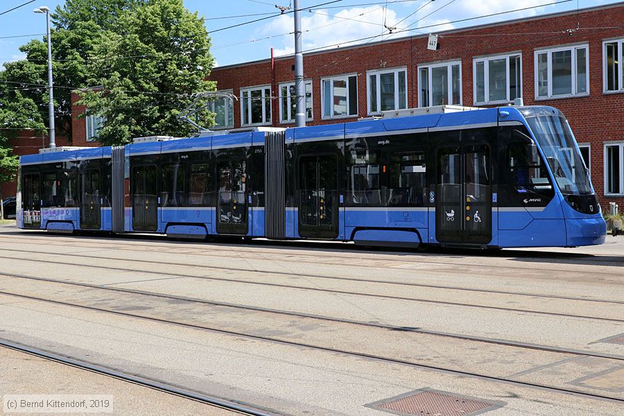 München - Straßenbahn - 2753
/ Bild: muenchen2753_bk1906190150.jpg