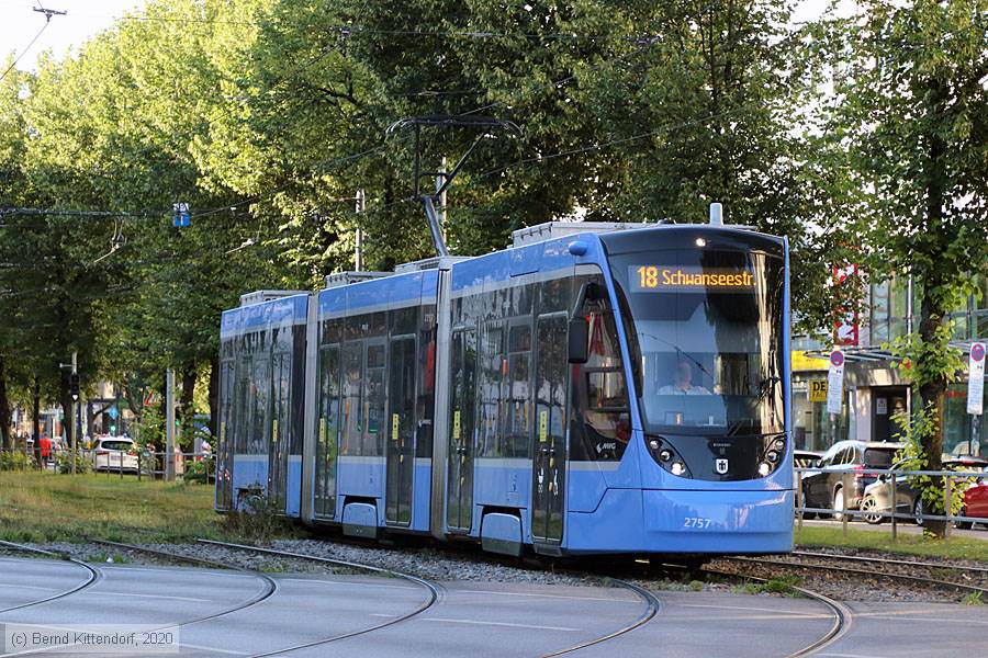 München - Straßenbahn - 2757
/ Bild: muenchen2757_bk2008210220.jpg