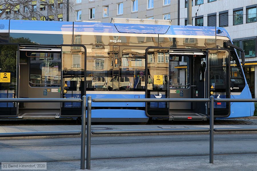 München - Straßenbahn - 2759
/ Bild: muenchen2759_bk2008210224.jpg München - Straßenbahn - 2759
/ Bild: muenchen2759_bk2008210224.jpg