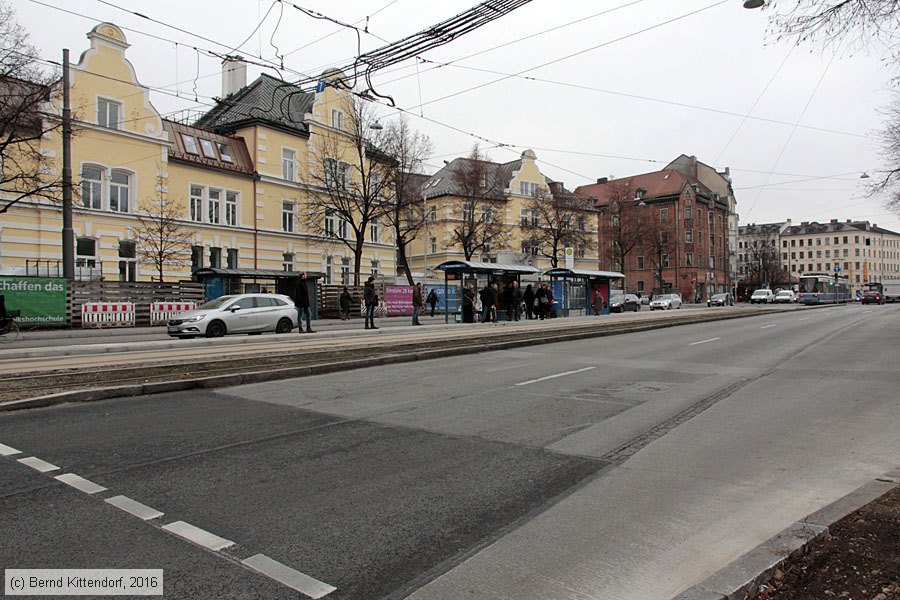 München - Straßenbahn - Anlagen
/ Bild: muenchenanlagen_bk1612160023.jpg München - Straßenbahn - Anlagen
/ Bild: muenchenanlagen_bk1612160023.jpg