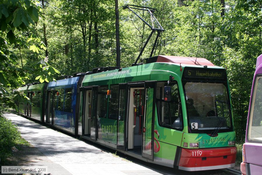 Straßenbahn Nürnberg - 1119
/ Bild: nuernberg1119_bk0805110305.jpg