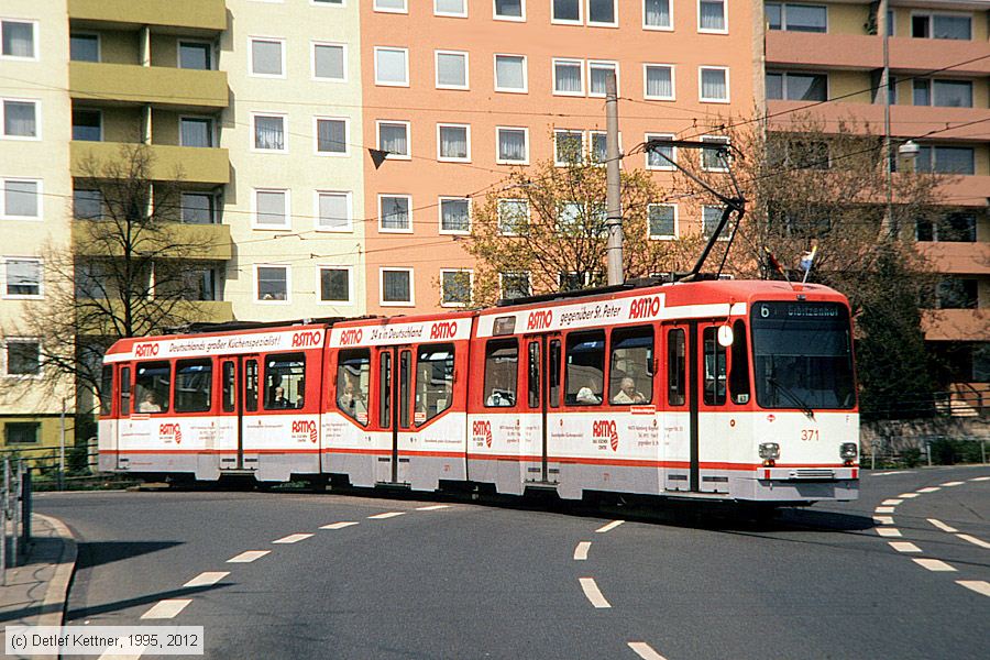 Straßenbahn Nürnberg - 371
/ Bild: nuernberg371_dk112707.jpg