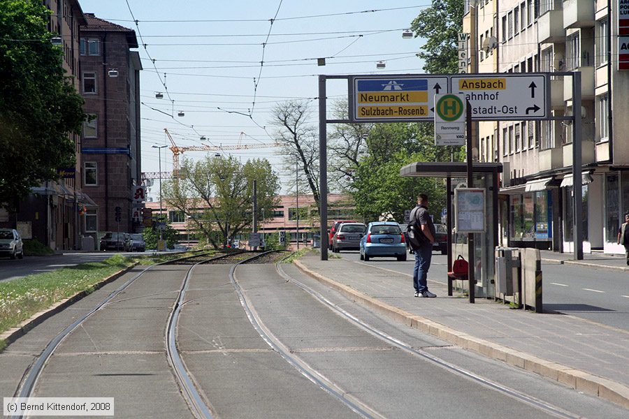 Straßenbahn Nürnberg - Anlagen
/ Bild: nuernberganlagen_bk0805110151.jpg