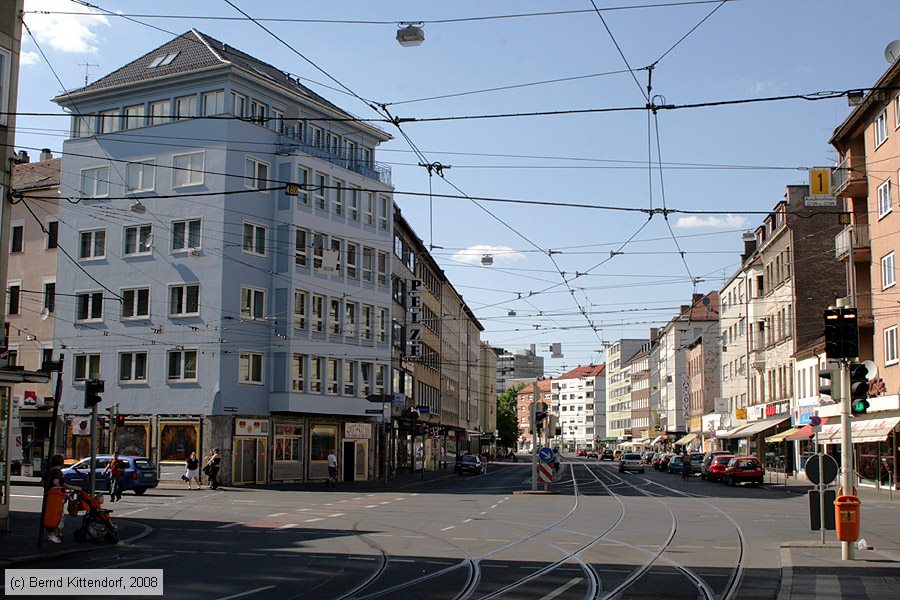 Straßenbahn Nürnberg - Anlagen
/ Bild: nuernberganlagen_bk0805110346.jpg