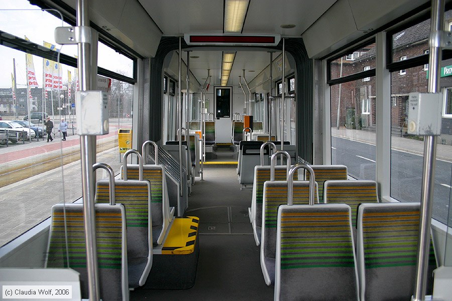 Straßenbahn Oberhausen - 205 - Innenansicht 
/ Bild: oberhausen205_cw0603120021.jpg