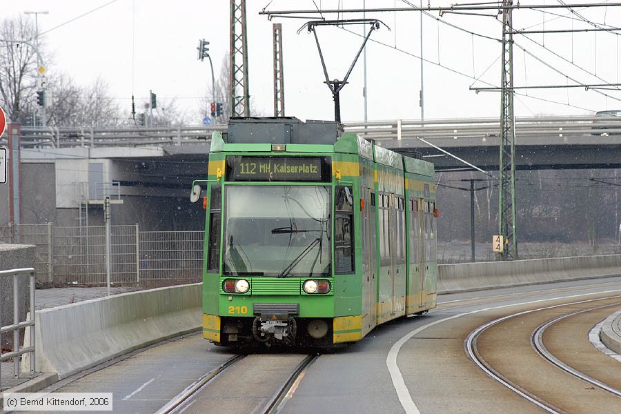 Straßenbahn Oberhausen - 210
/ Bild: oberhausen210_bk0603120041.jpg