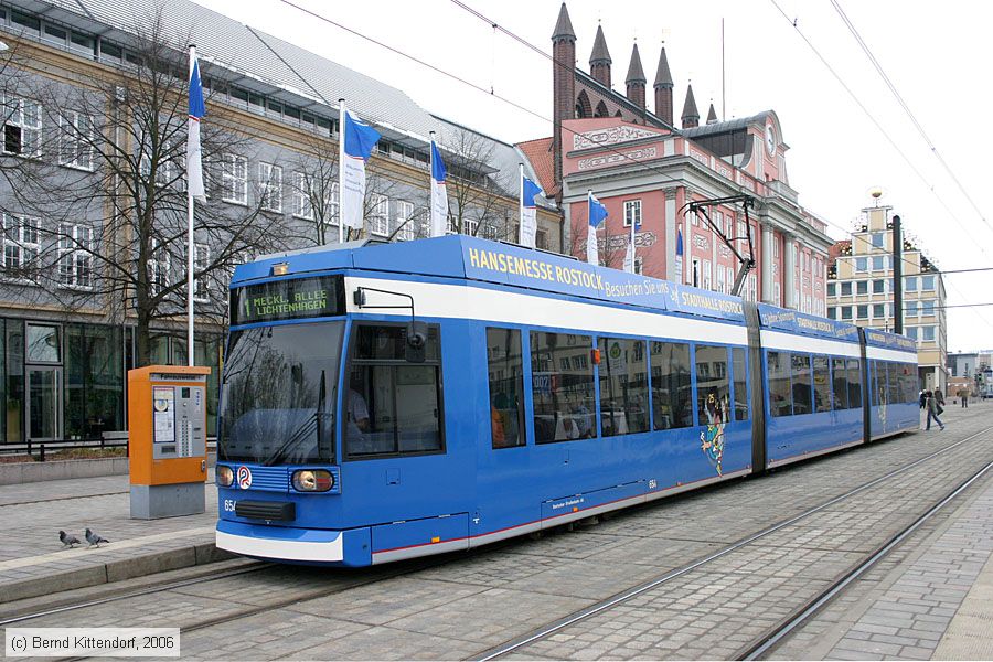 Straßenbahn Rostock - 654
/ Bild: rostock654_bk0603160185.jpg