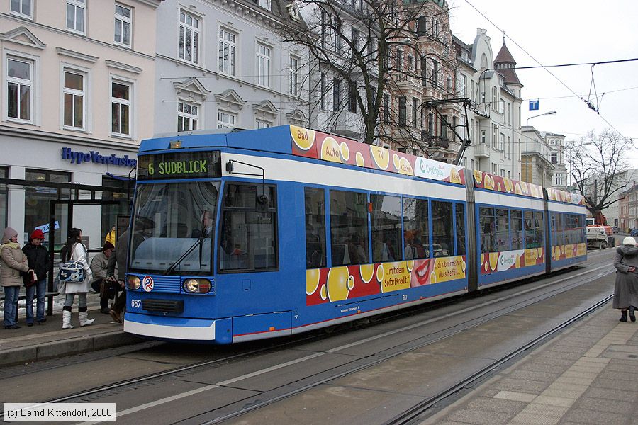 Straßenbahn Rostock - 667
/ Bild: rostock667_bk0603150042.jpg