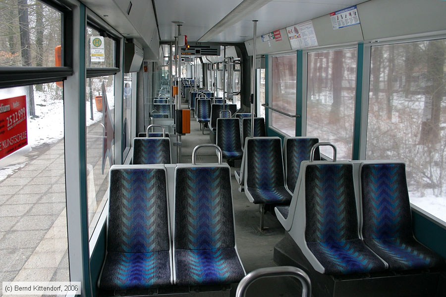 Straßenbahn Rostock - 678 - Innenansicht
/ Bild: rostock678_bk0603150050.jpg