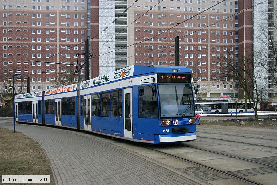 Straßenbahn Rostock - 688
/ Bild: rostock688_bk0603150152.jpg
