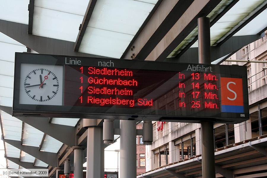 Stadtbahn Saarbrücken - Anlagen
/ Bild: saarbrueckenanlagen_bk0911200036.jpg Stadtbahn Saarbrücken - Anlagen
/ Bild: saarbrueckenanlagen_bk0911200036.jpg