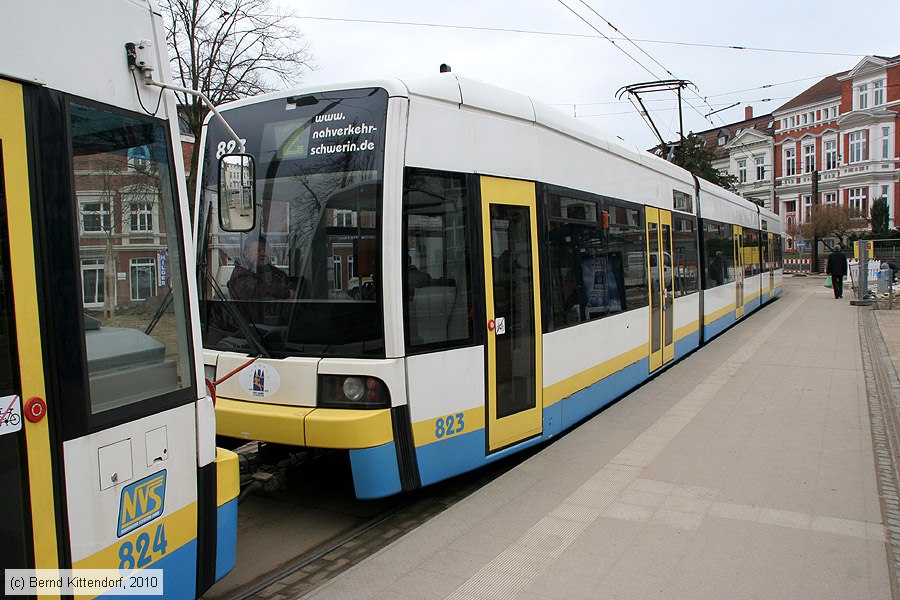 Straßenbahn Schwerin - 823
/ Bild: schwerin823_bk1003190135.jpg Straßenbahn Schwerin - 823
/ Bild: schwerin823_bk1003190135.jpg