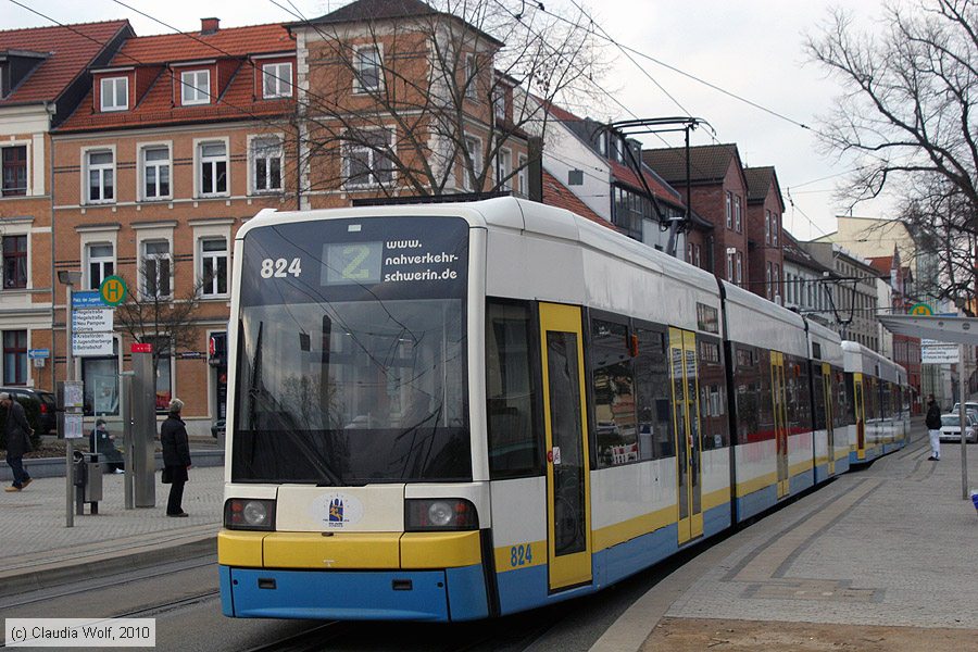 Straßenbahn Schwerin - 824
/ Bild: schwerin824_cw1003190272.jpg