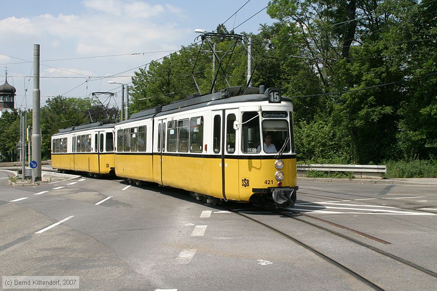 Stuttgart - Straßenbahn - 421
/ Bild: stuttgart421_bk0706080171.jpg Stuttgart - Straßenbahn - 421
/ Bild: stuttgart421_bk0706080171.jpg