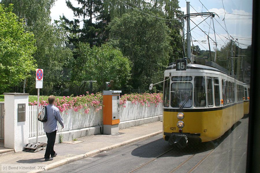 Stuttgart - Straßenbahn - 421
/ Bild: stuttgart421_bk0706080187.jpg Stuttgart - Straßenbahn - 421
/ Bild: stuttgart421_bk0706080187.jpg