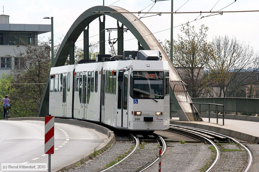 Straßenbahn Würzburg - 208
/ Bild: wuerzburg208_bk1004270271.jpg