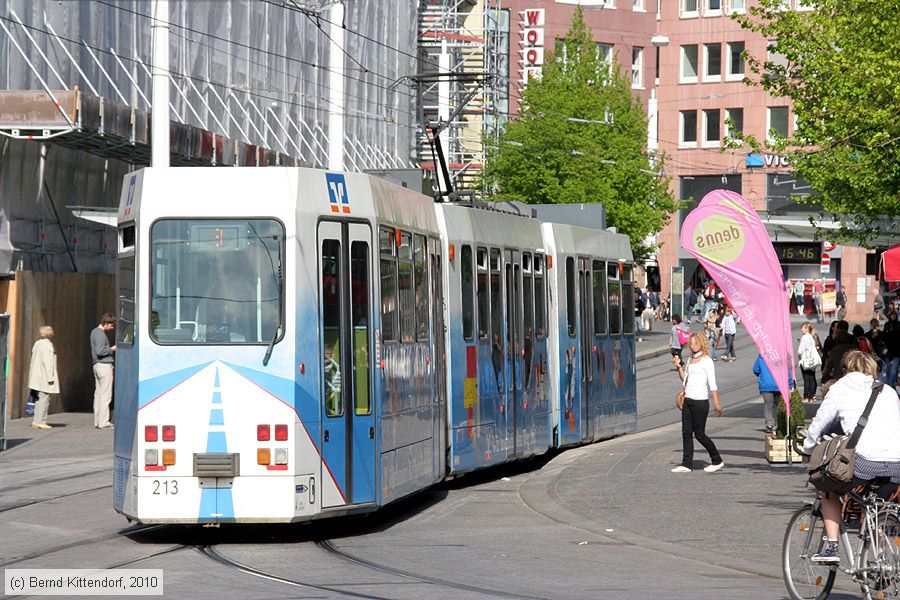 Straßenbahn Würzburg - 213
/ Bild: wuerzburg213_bk1004270423.jpg