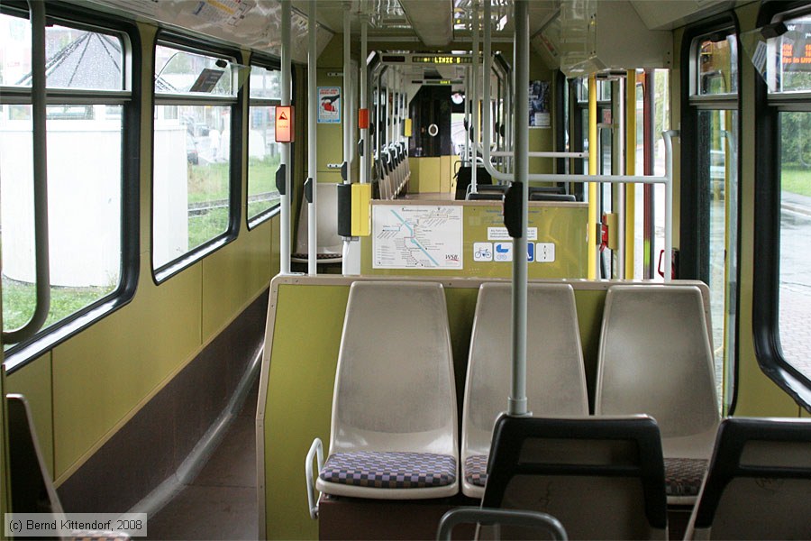 Straßenbahn Würzburg - 214 - Innenansicht
/ Bild: wuerzburg214_bk0809120182.jpg