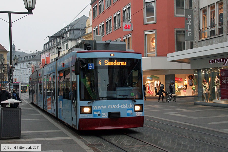 Straßenbahn Würzburg - 259
/ Bild: wuerzburg259_bk1102010176.jpg