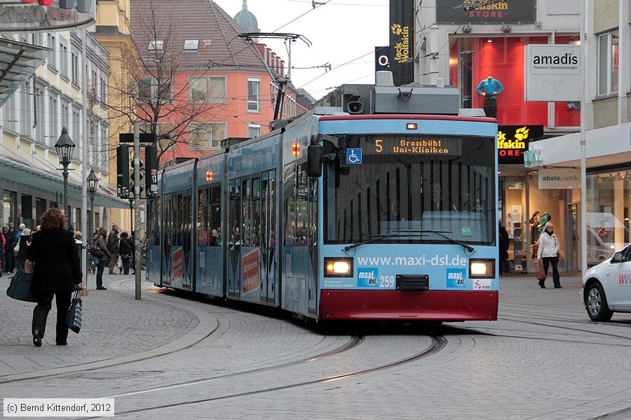 Straßenbahn Würzburg - 259
/ Bild: wuerzburg259_bk1211140182.jpg