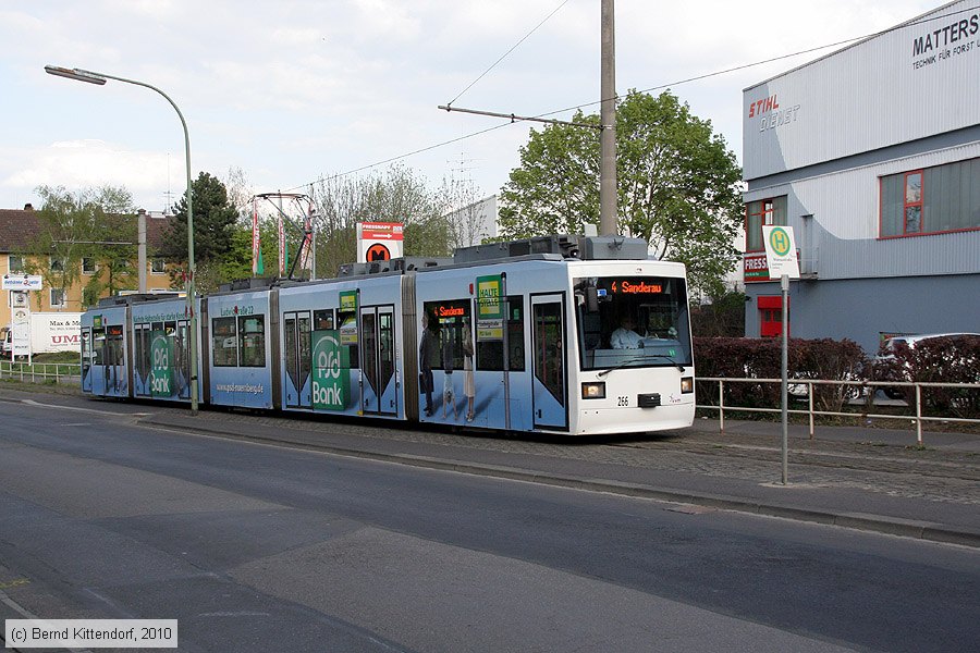 Straßenbahn Würzburg - 266
/ Bild: wuerzburg266_bk1004270444.jpg