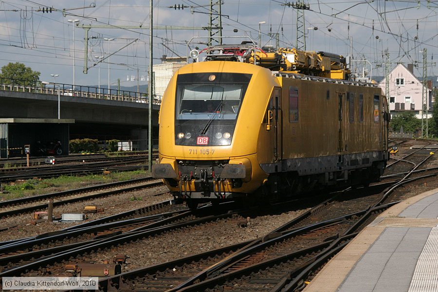 Deutsche Bahn - 711105-7
/ Bild: db7111057_cw1009210107.jpg Deutsche Bahn - 711105-7
/ Bild: db7111057_cw1009210107.jpg