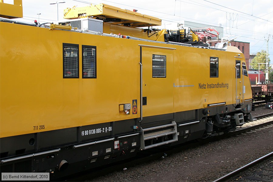 Deutsche Bahn - 711 205
/ Bild: db711205_bk1011040184.jpg