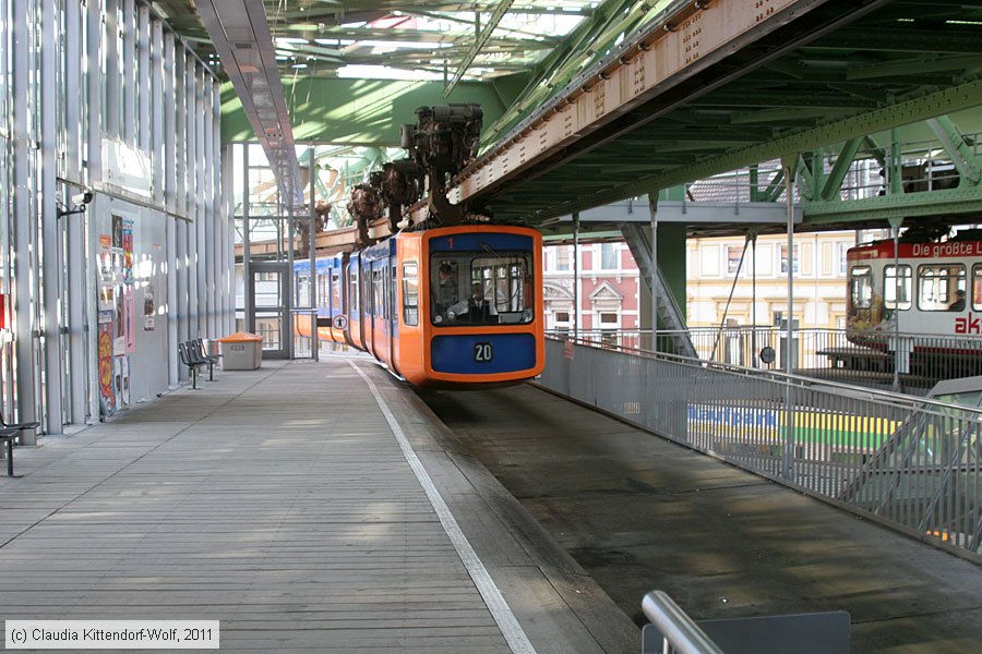 Wuppertaler Schwebebahn - 1
/ Bild: wuppertal1_cw1102160145.jpg