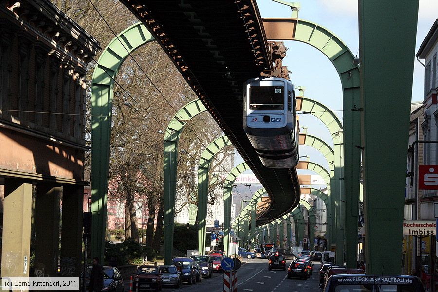 Wuppertaler Schwebebahn - 2
/ Bild: wuppertal2_bk1102160330.jpg