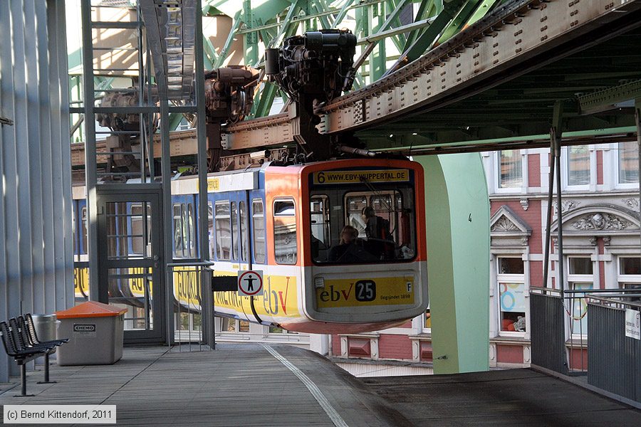 Wuppertaler Schwebebahn - 6
/ Bild: wuppertal6_bk1102160318.jpg