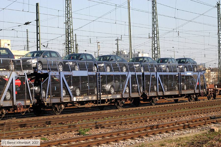 RENFE - 24714370473-9p
/ Bild: renfe247143704739p_bk0703110131.jpg