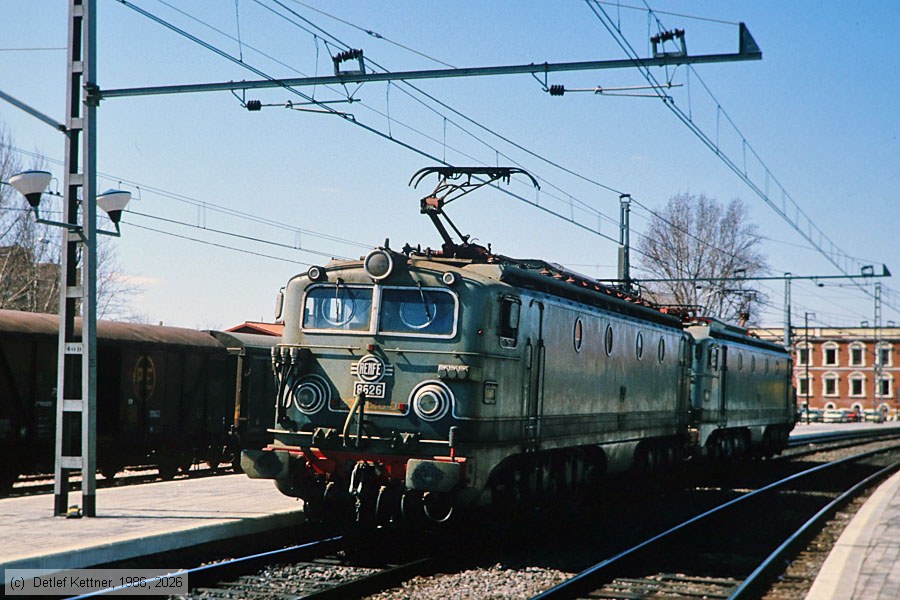 RENFE - 276126-0
/ Bild: renfe2761260_dk059207.jpg