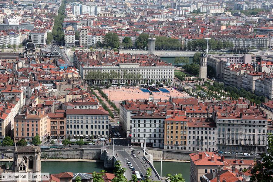 Lyon - Stadtansichten
/ Bild: lyonanlagen_bk1504240337.jpg