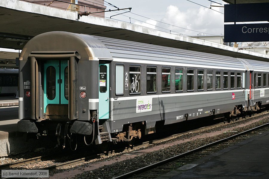 SNCF - 61872972011-9
/ Bild: sncf618729720119_bk0803290096.jpg