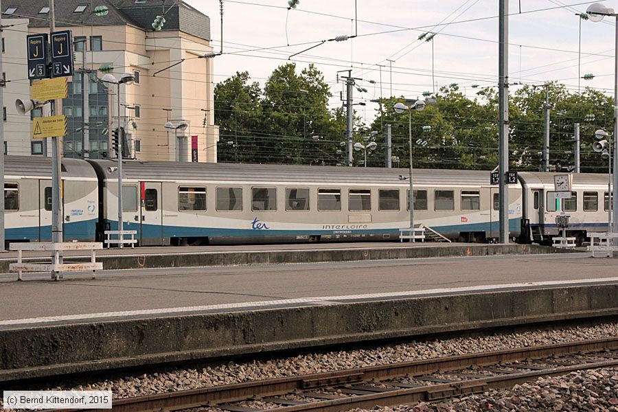 SNCF - 50871897102-3
/ Bild: sncf508718971023_bk1507250198.jpg SNCF - 50871897102-3
/ Bild: sncf508718971023_bk1507250198.jpg