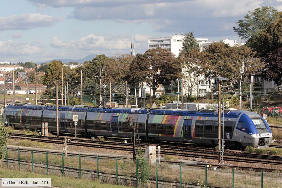 SNCF - B82783
/ Bild: sncfb82783_bk1610030198.jpg SNCF - B82783
/ Bild: sncfb82783_bk1610030198.jpg