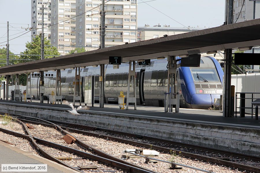 SNCF - Z21528 
/ Bild: sncfz21528_bk1607220105.jpg
