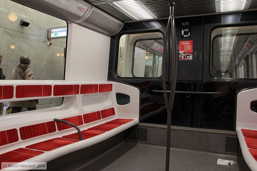Métro Lyon - 525 - Innenansicht
/ Bild: lyon525_bk1404270320.jpg
