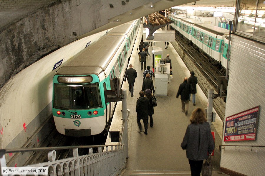 Metro Paris - M.30033 (MF 77)
/ Bild: parismetrom30033_bk1001210029.jpg
