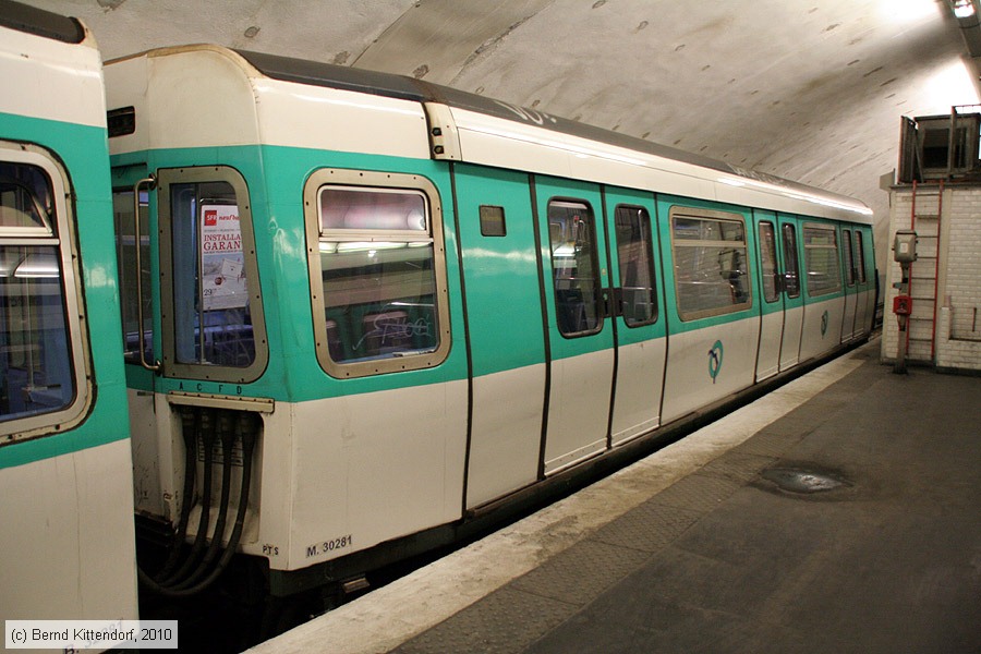 Metro Paris - M.30281 (MF 77)
/ Bild: parismetrom30281_bk1001210038.jpg