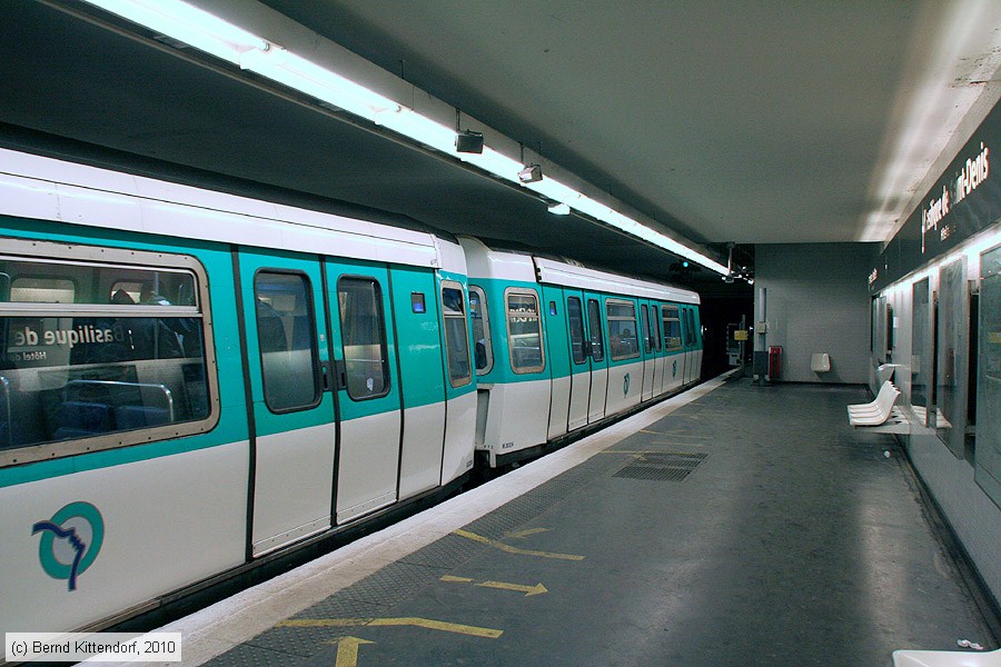 Metro Paris - M.30304 (MF 77)
/ Bild: parismetrom30304_bk1001180312.jpg