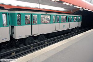 Bild: parismetrom3563_bk1001210270.jpg - anklicken zum Vergrößern Bild: parismetrom3563_bk1001210270.jpg - anklicken zum Vergrößern